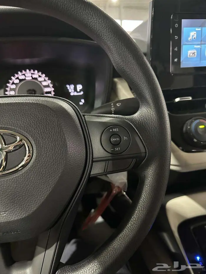 تويوتا كورولا استاندر موديل 2025 12