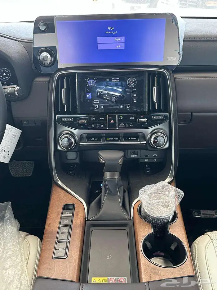 لكزس - LX600 - BB داخل ابيض 2025 13