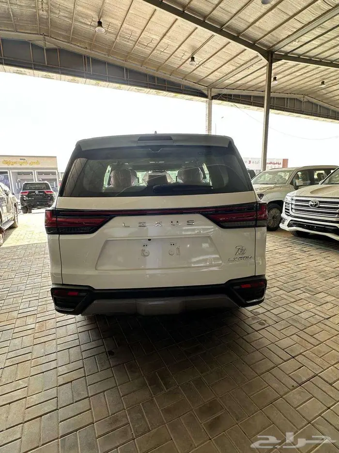 لكزس - LX600 - BB داخل ابيض 2025 4