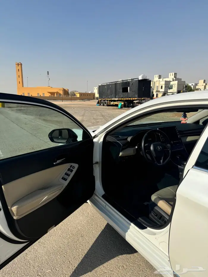 افالون 2020 تورينق ابيض لؤلؤلي 4