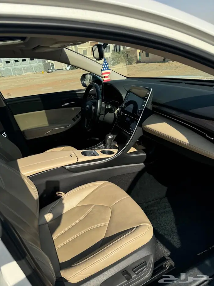 افالون 2020 تورينق ابيض لؤلؤلي 9