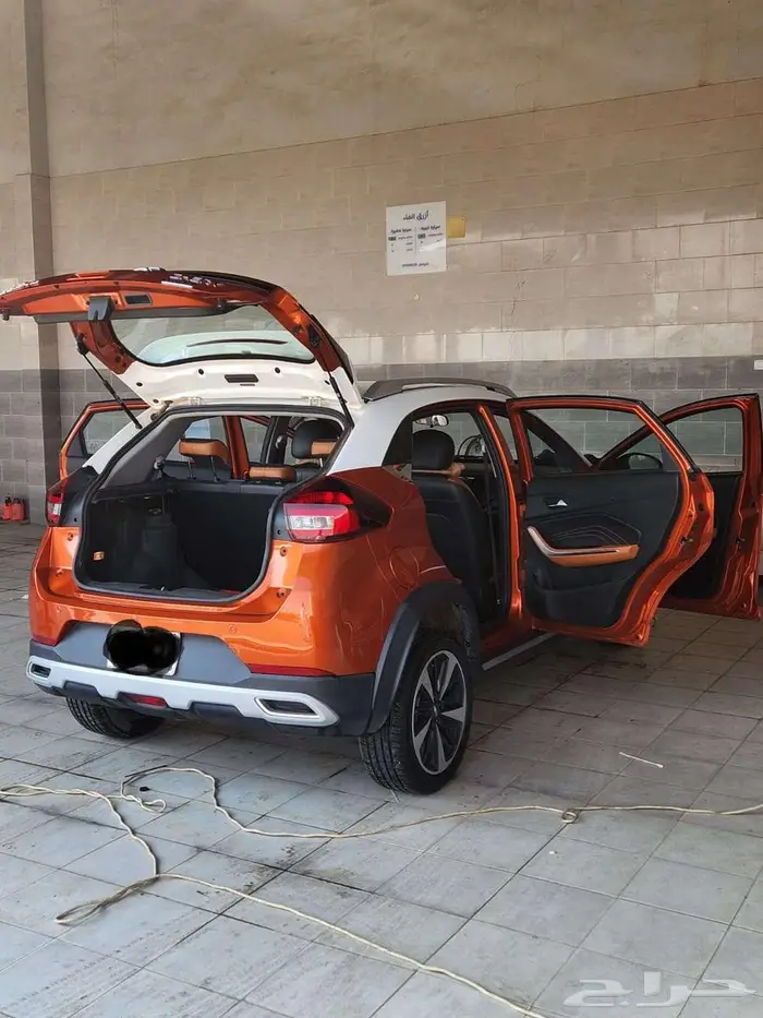 سيارة شيري تيقو تو برو 2022م نظيف جدا  اللون برتقالي نسائي 9