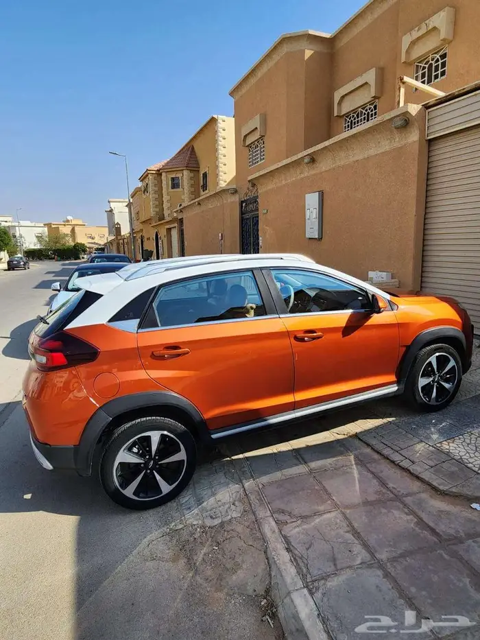 سيارة شيري تيقو تو برو 2022م نظيف جدا  اللون برتقالي نسائي 13