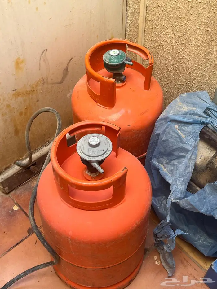 اسطوانات غاز فاضية 2