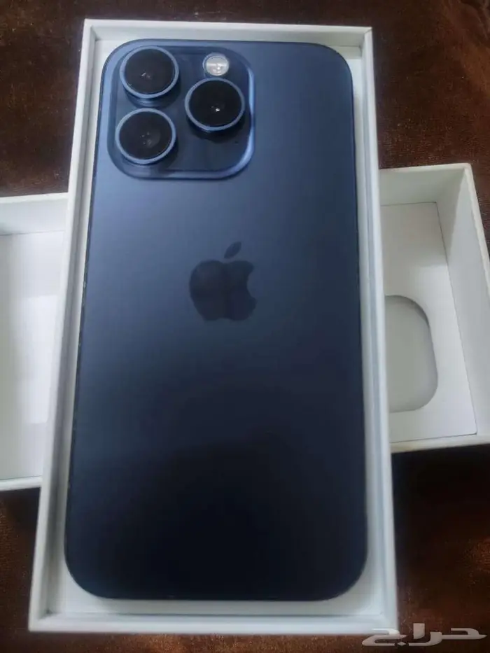 للبيع جوال ايفون 15 برو شغال تمام الحمدلله 0