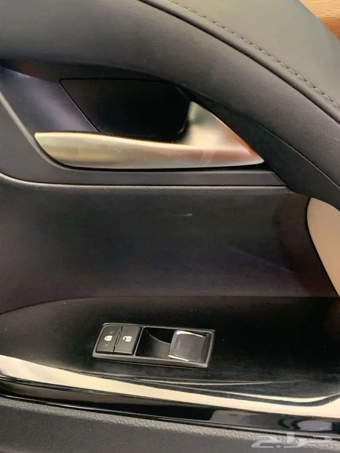 لكزس LX 570 2017 35