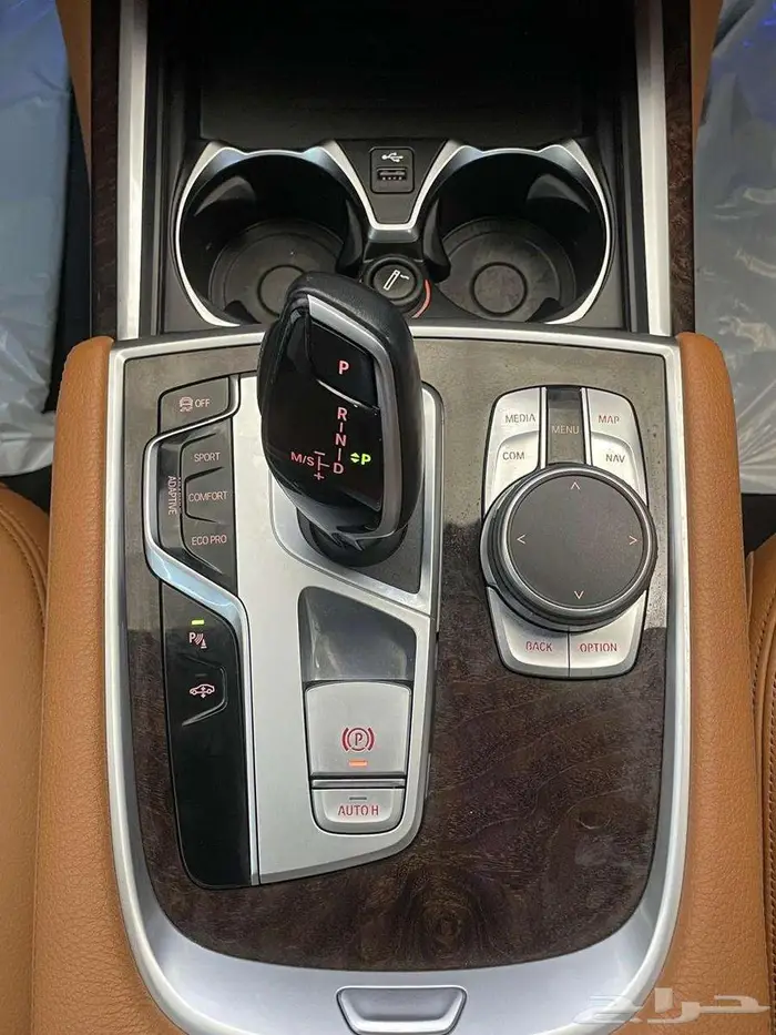 بي ام دبليو 2021 730LI 22