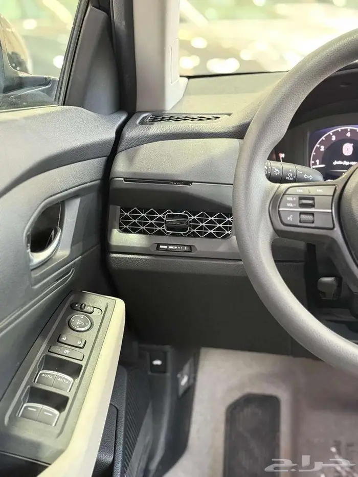 هوندا اكورد ستاندر 2025 5