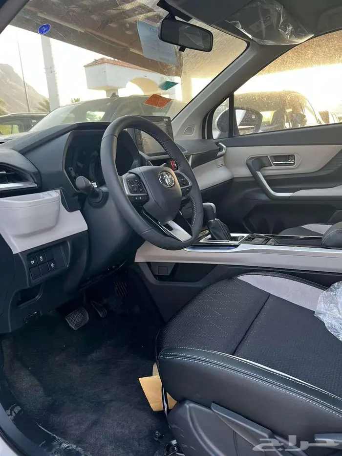 تويوتا فيلوز GLX 2025 كاش و تمويل بنوك 7