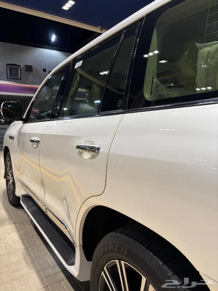 جيب لكزس LX فل كامل مخزن 2020 20