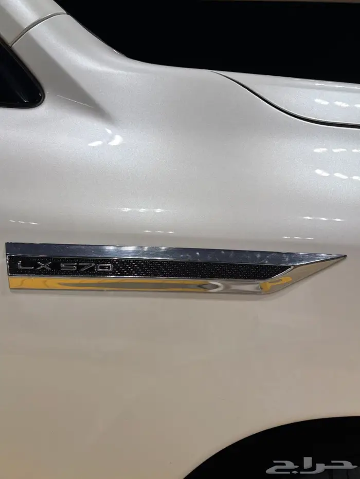 جيب لكزس LX فل كامل مخزن 2020 46