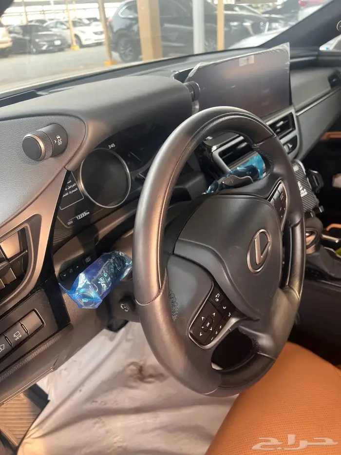 لكزس تيتانيوم 2025 DD فل كامل سعودي للتنازل 21