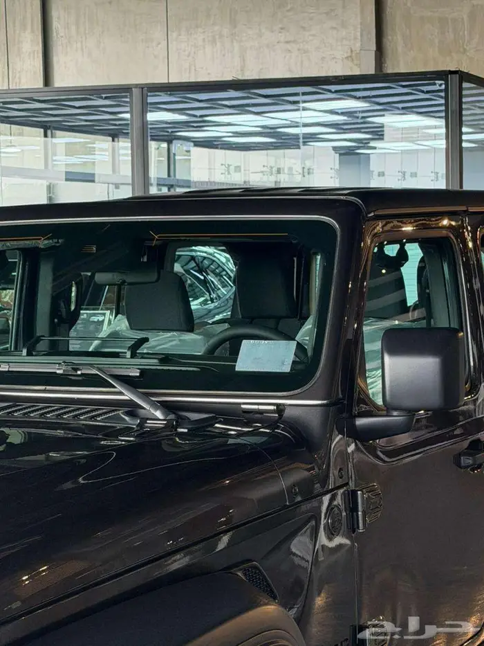 جيب رانجلر 2025 فئة السبورت 4 سلندر 10