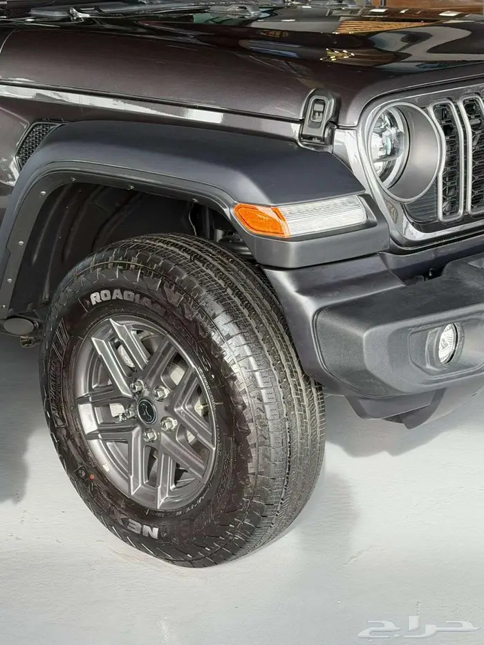 جيب رانجلر 2025 فئة السبورت 4 سلندر 4