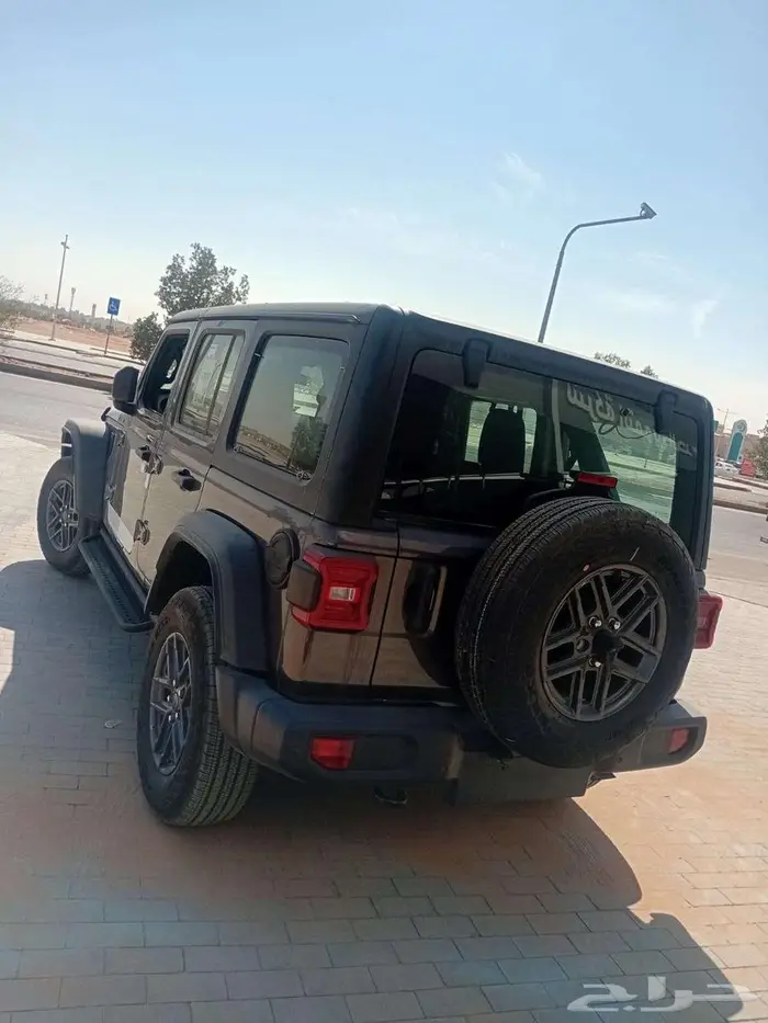 جيب رانجلر سبورت 2025 وكيل سعودي عروض نهاية العام شركة سفنز 16