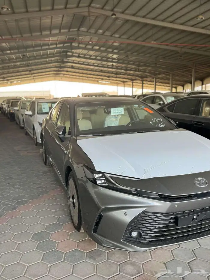 تويوتا كامرى le هايبرد موديل 2025 7