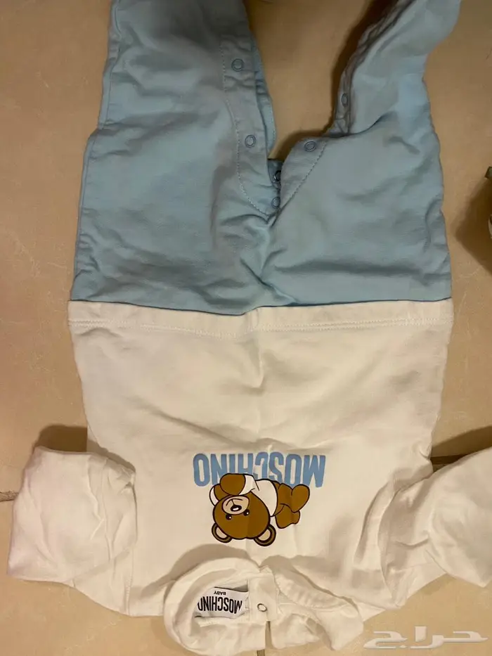 ملابس مواليد ماركه اصليه تم لبسها مرا واحده فقط 0