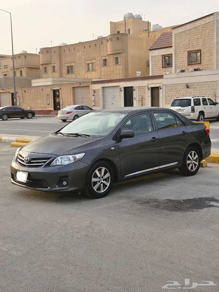 كورولا 2013 - ممشي 125 ألف فقط 9