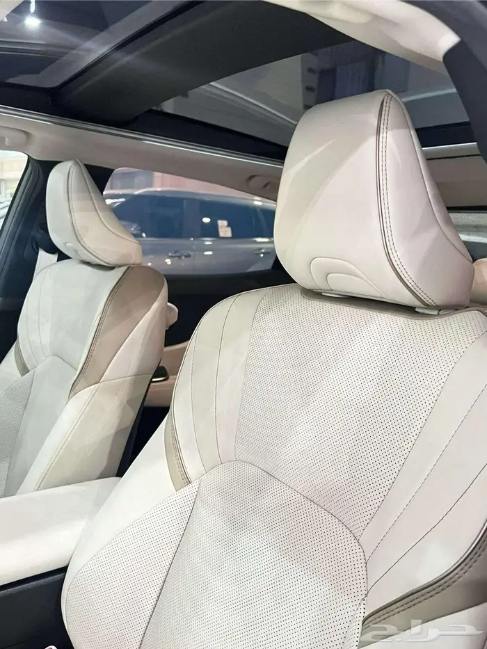 تويوتا كراون 2023 ماجيستا اعلى فئة شبه جديد ( الوكيل 8