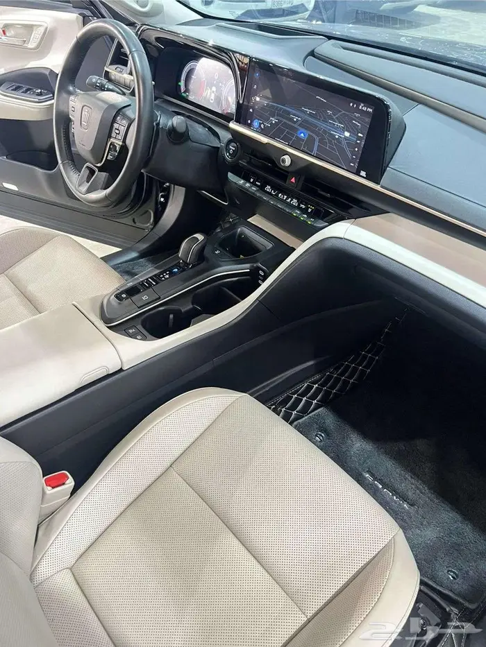 تويوتا كراون 2023 ماجيستا اعلى فئة شبه جديد ( الوكيل 7