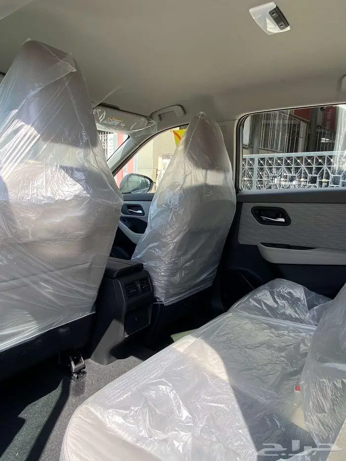 نيسان اكس تريل 7 راكب بدون دبل ودبل 2026 16