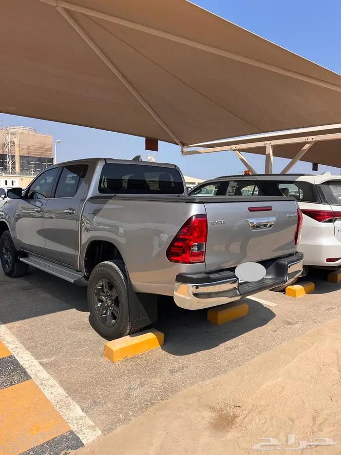 هايلوكس 2.8 ديزل 8