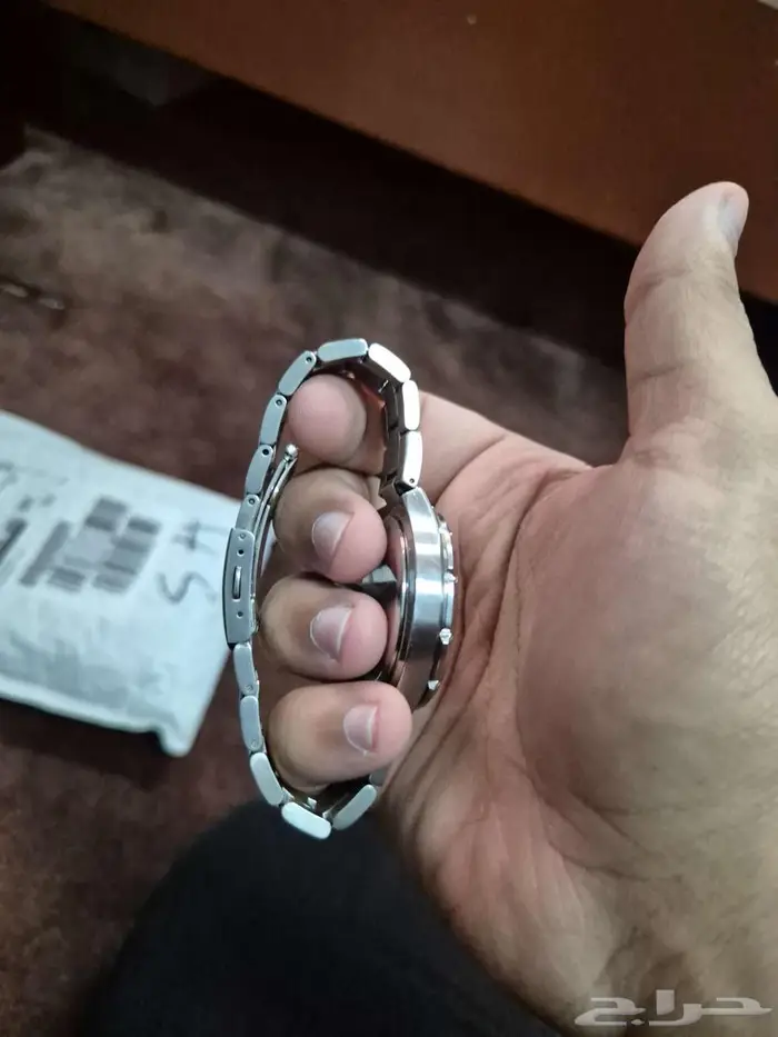 للبيع ساعة جيس ستيل 3