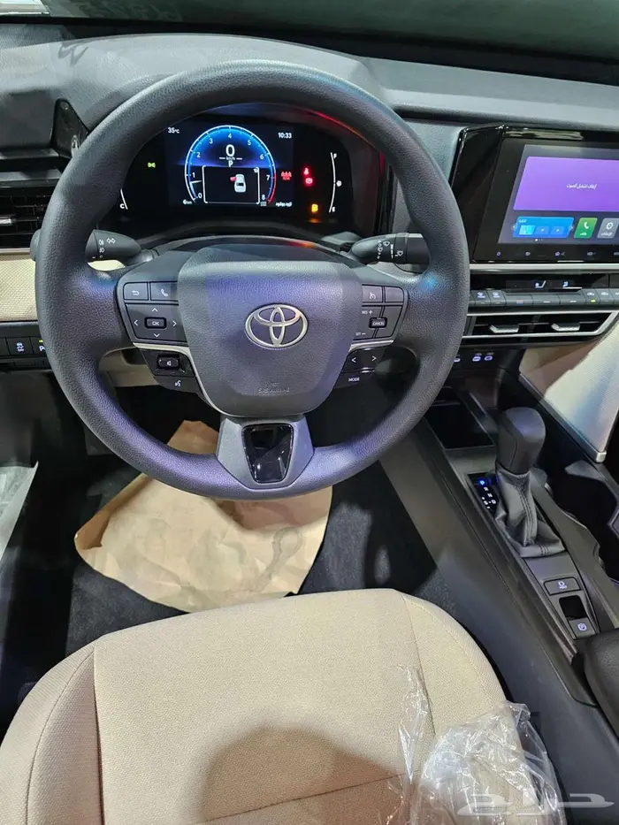 تويوتا كامري E بنزين موديل 2025 4