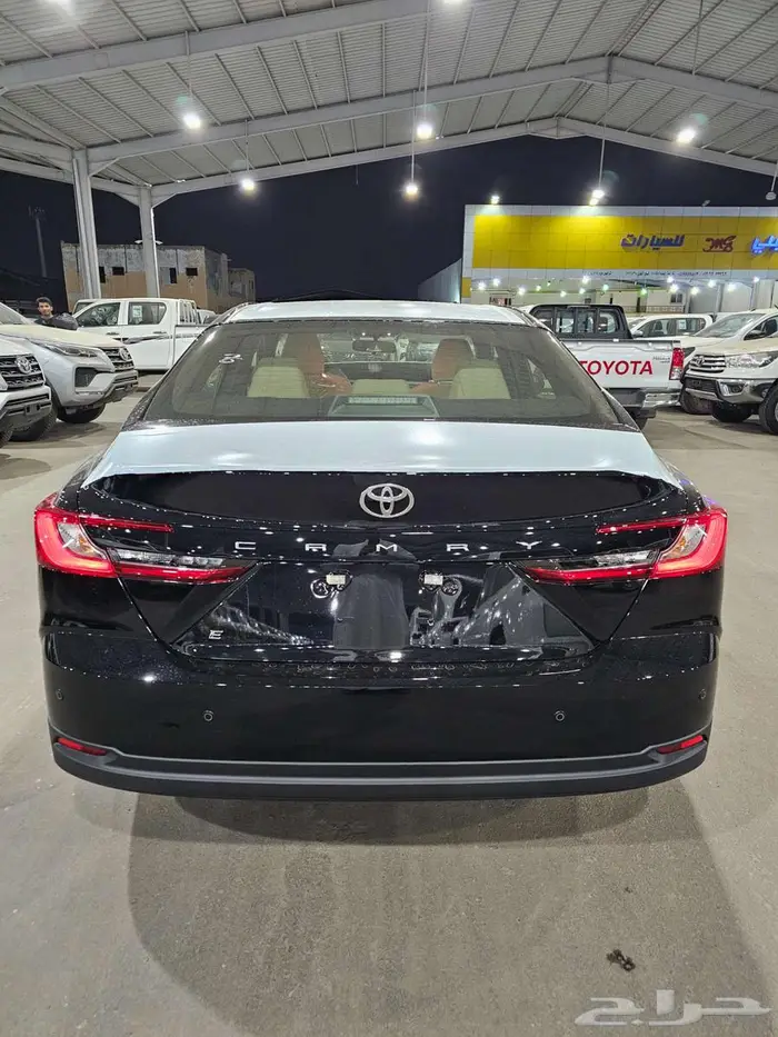 تويوتا كامري E بنزين موديل 2025 2