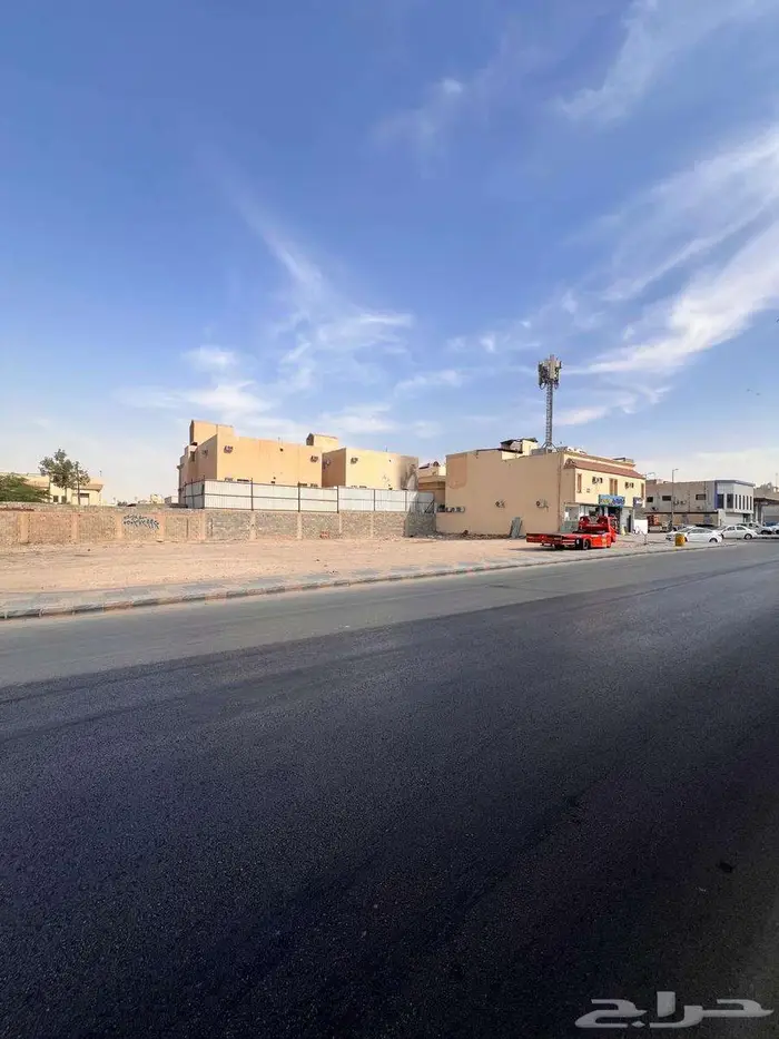 أرض تجارية للإيجار على طريق الحائر 0