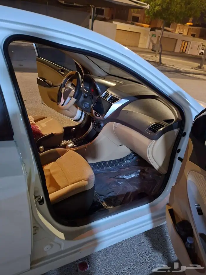 هونداي اكسنت 2012 1