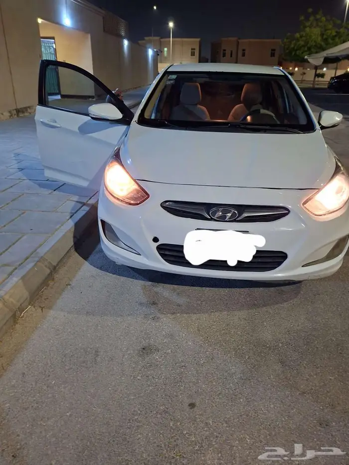 هونداي اكسنت 2012 3