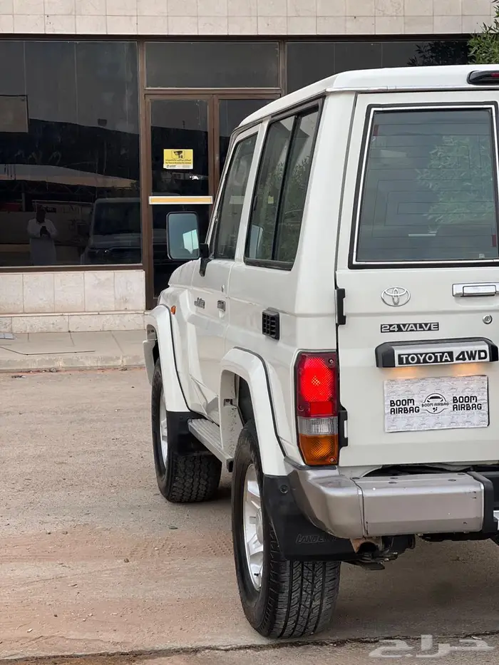 جيب ربع 2009 ماشي 56 الف 9