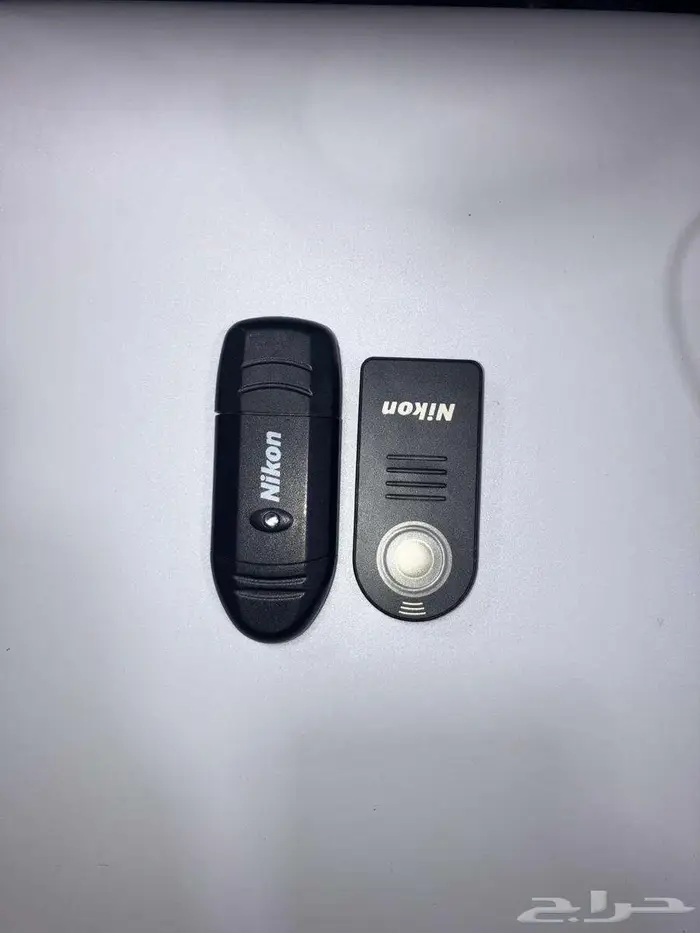 بيع عدد 2 كاميرا و 6 وعدسات نيكون 26