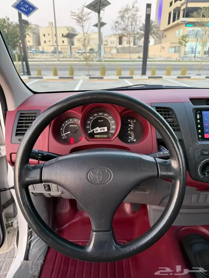 للبيع هايلكس مخزن مديل 2010 غمارة 14