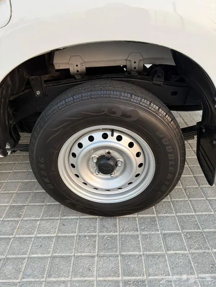 للبيع هايلكس مخزن مديل 2010 غمارة 30