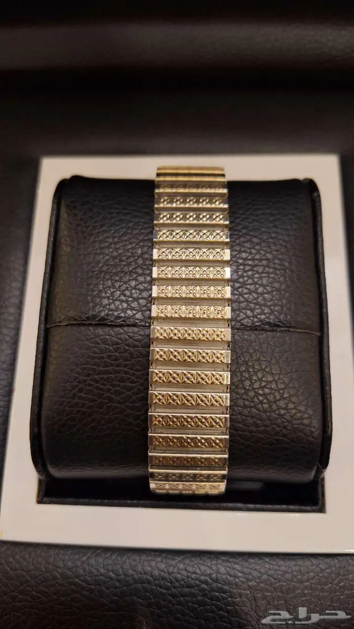 ساعه رادو الأصليه سويسرية للجنسين مخزنه شبه جديده مطلي ذهب 4