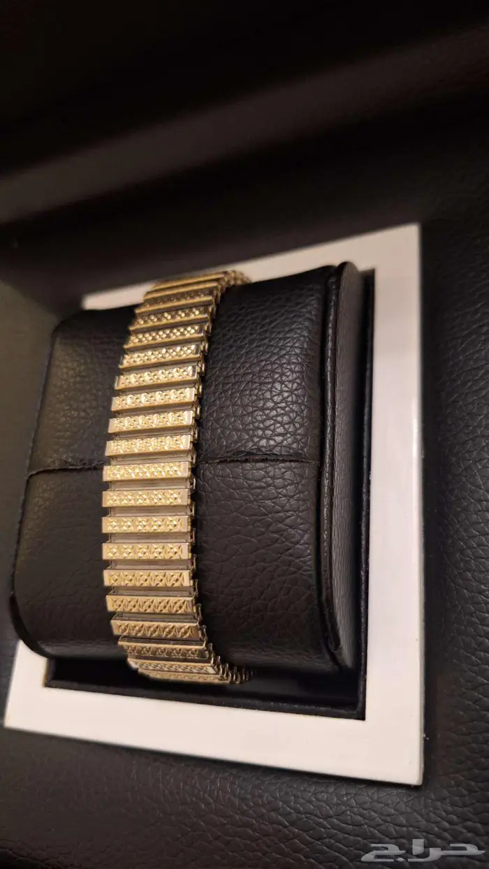 ساعه رادو الأصليه سويسرية للجنسين مخزنه شبه جديده مطلي ذهب 5