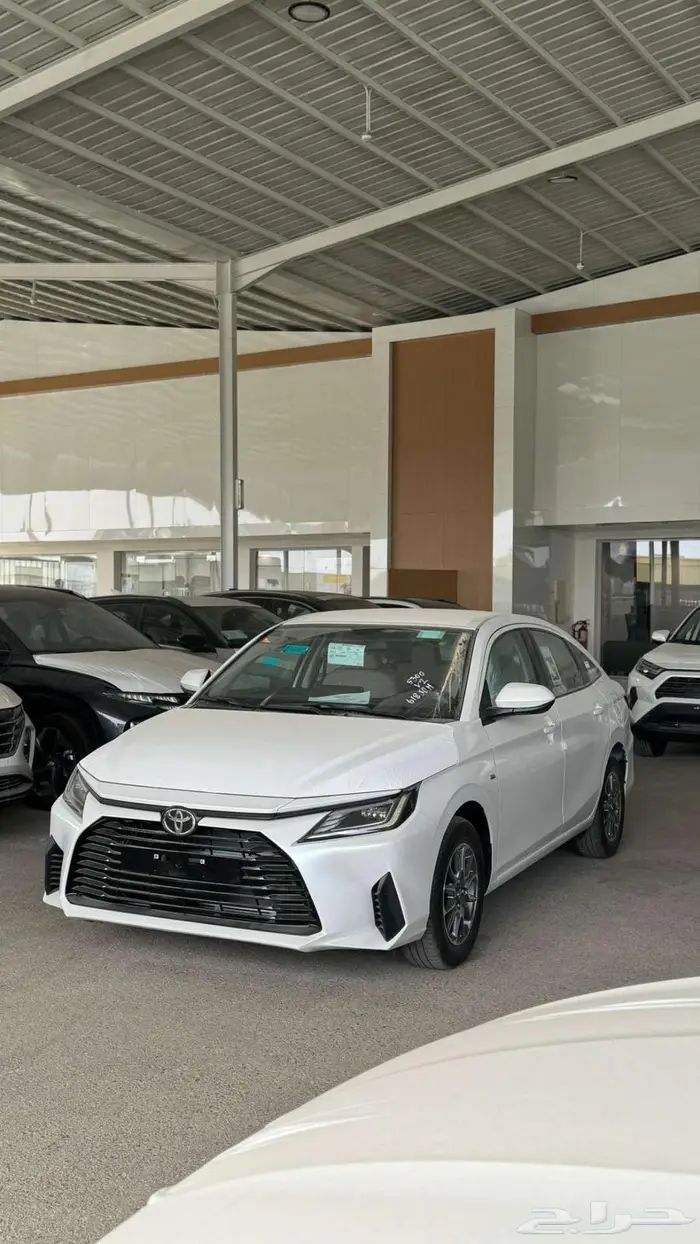 تويوتا يارس Y بنزين 2026 - عروض الأقساط 0