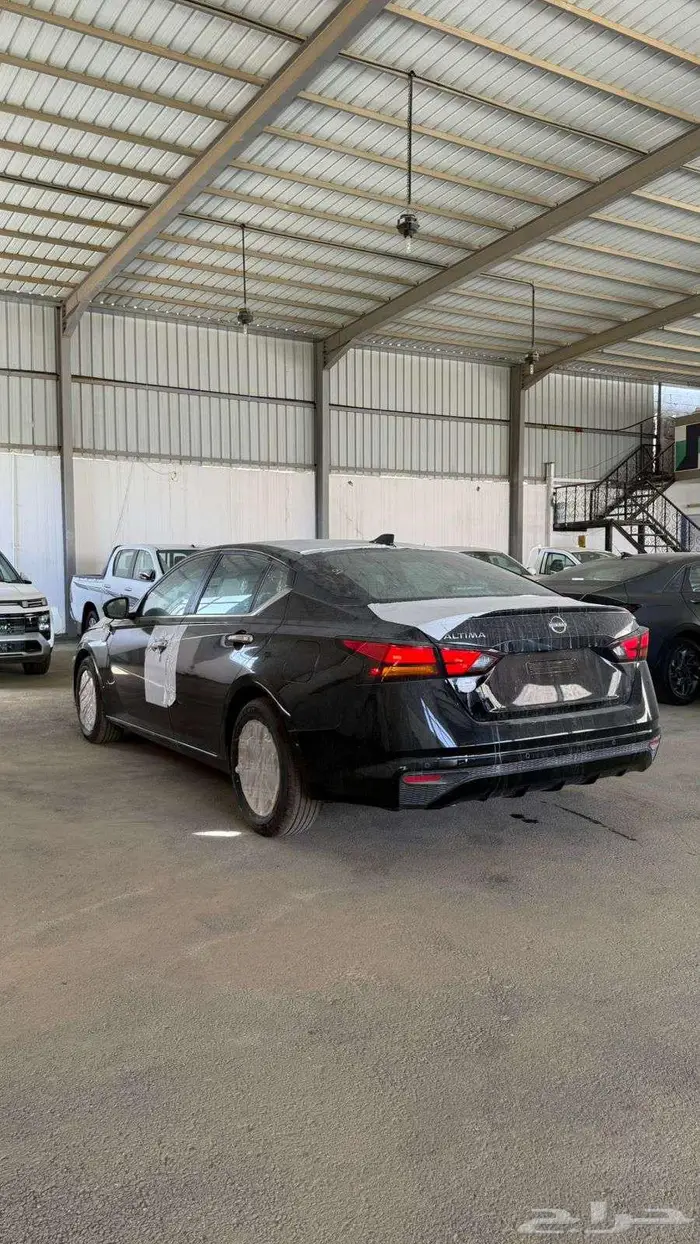 نيسان التيما ستاندر 2025 2