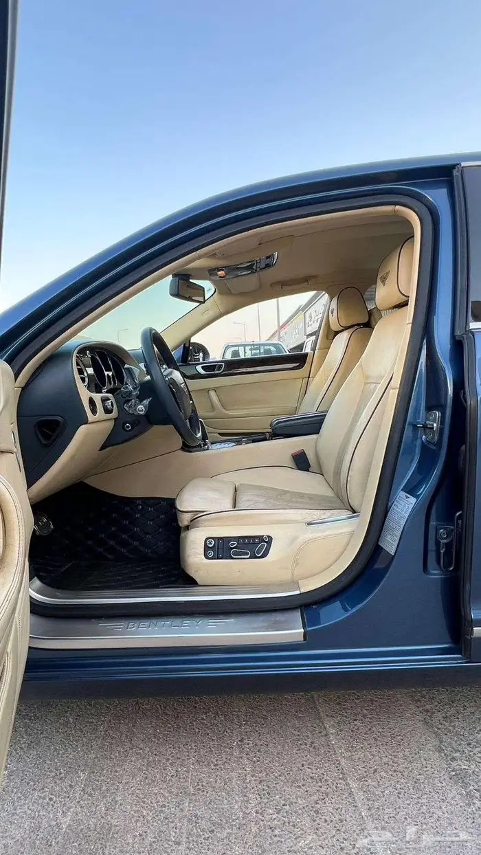 بنتلي فلاينج اسبير موديل 2012- معرض خلف للسيارات 10