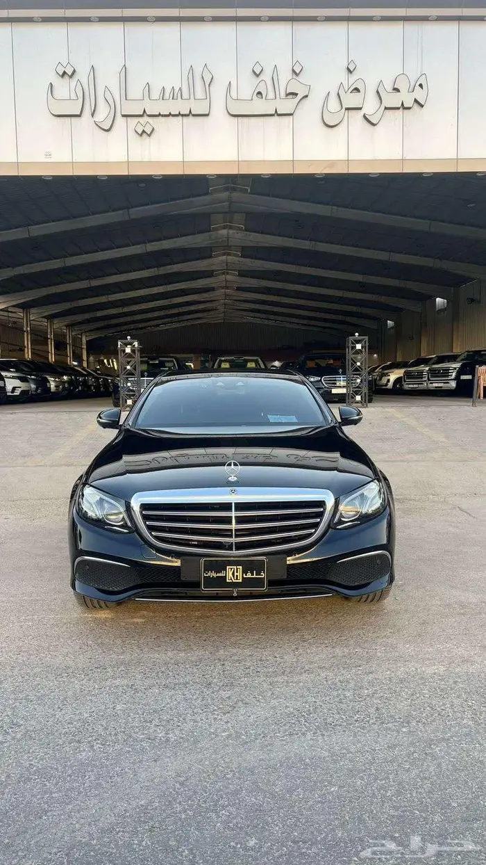 مرسيدس E300 موديل 2019 - معرض خلف للسيارات 0