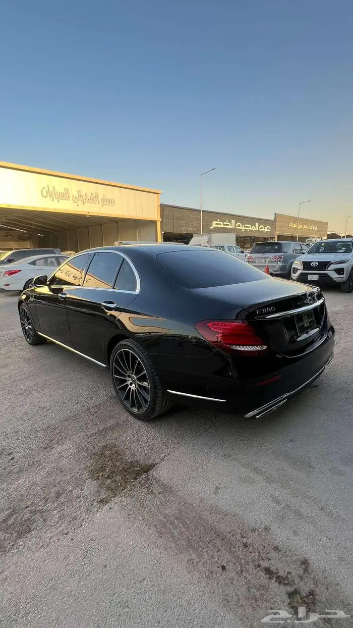 مرسيدس E300 موديل 2019 - معرض خلف للسيارات 6