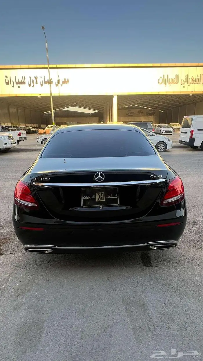 مرسيدس E300 موديل 2019 - معرض خلف للسيارات 8