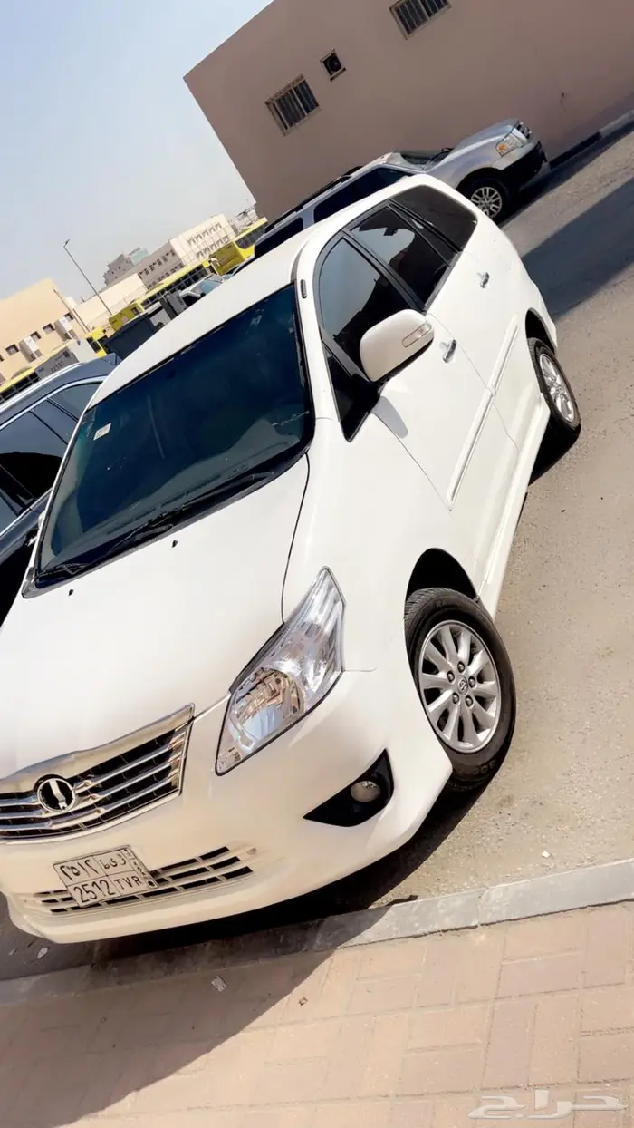 للبيع انوفا 2015 0