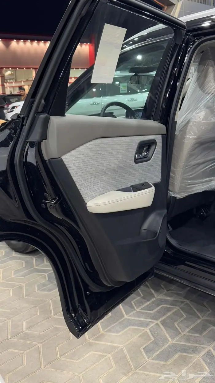 نيسان اكس تريل ستاندر دبل 7 مقاعد موديل2025(كاش وتقسيط) 8