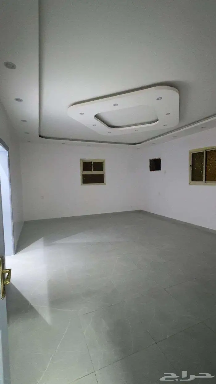 شقه للايجار بالمصيف 3 0