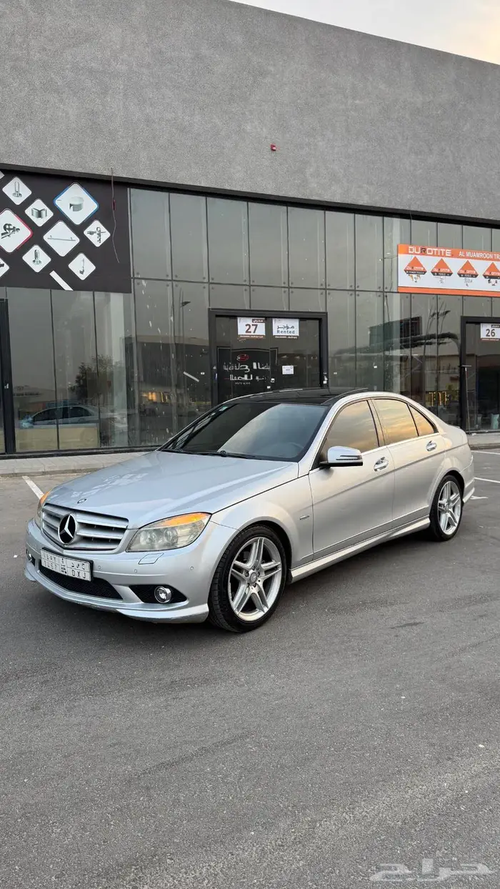 مرسيدس C200 2011 1