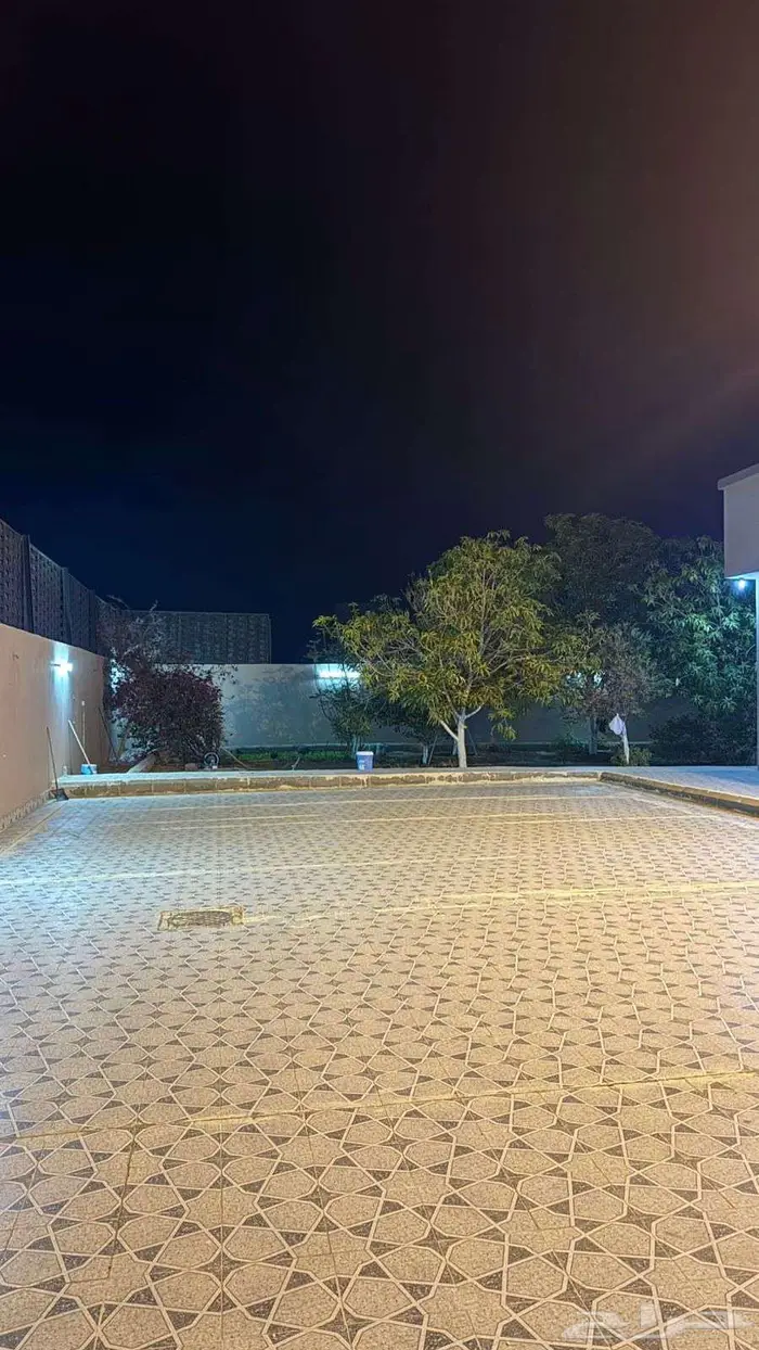 للبيع استراحة بموقع مميز 900 م ناوان مخطط الحسيكي بصك سكني 6