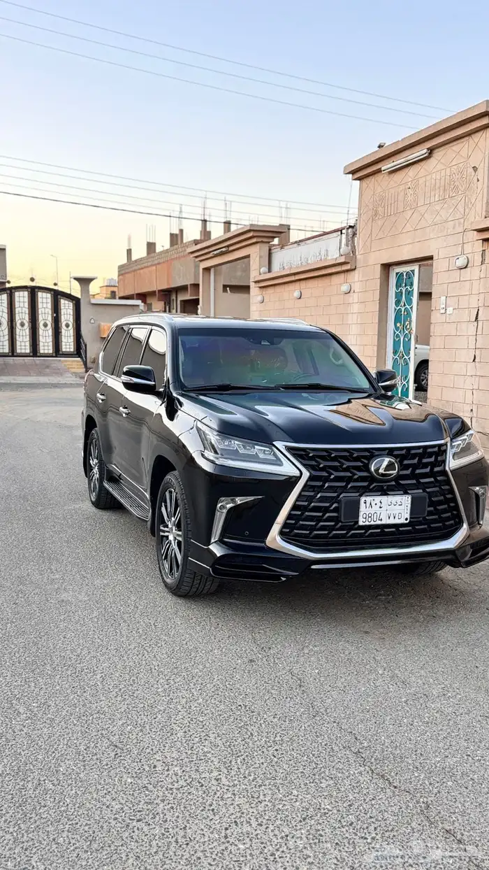 لكزس موديل 2019 1
